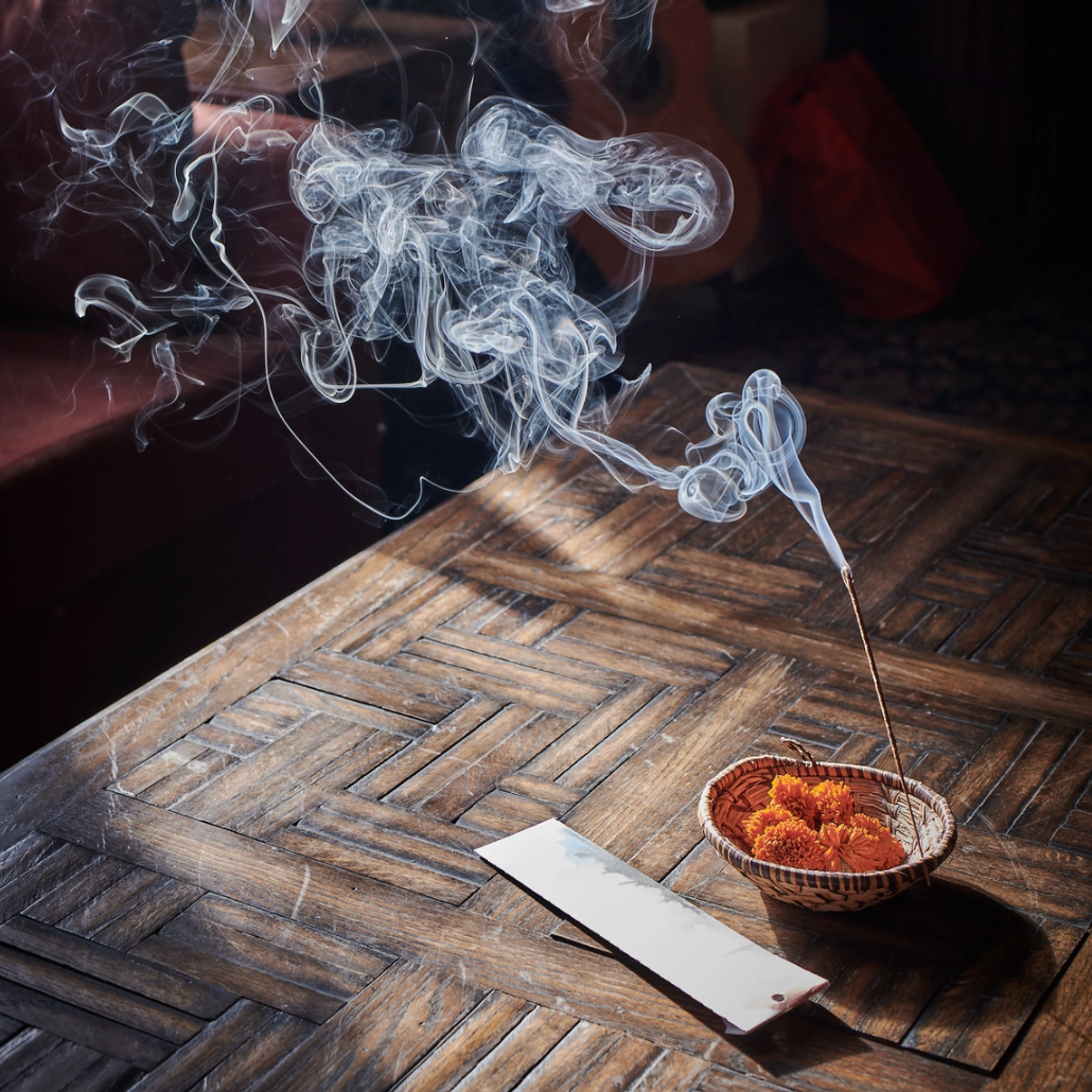 sweetgrass campfire incense (20 Sticks)